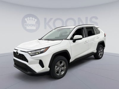 2025 Toyota RAV4 XLE