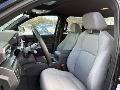 2026 Toyota Tacoma SR5 4WD