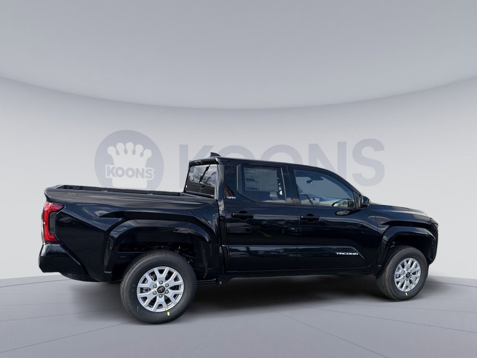 2026 Toyota Tacoma SR5 4WD