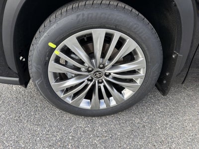 2026 Toyota Highlander Platinum