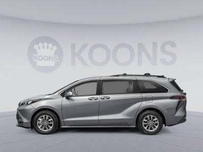 2026 Toyota Sienna LE