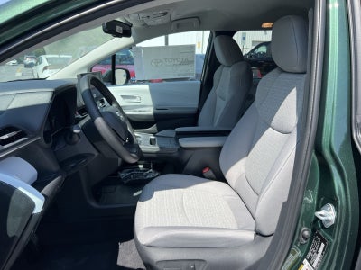 2026 Toyota Sienna LE