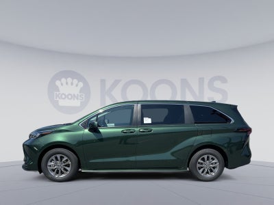 2026 Toyota Sienna LE
