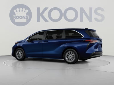 2026 Toyota Sienna LE