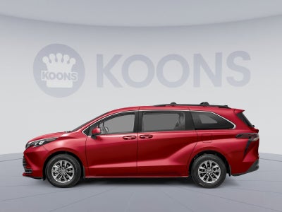 2026 Toyota Sienna LE