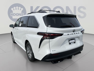 2026 Toyota Sienna XLE