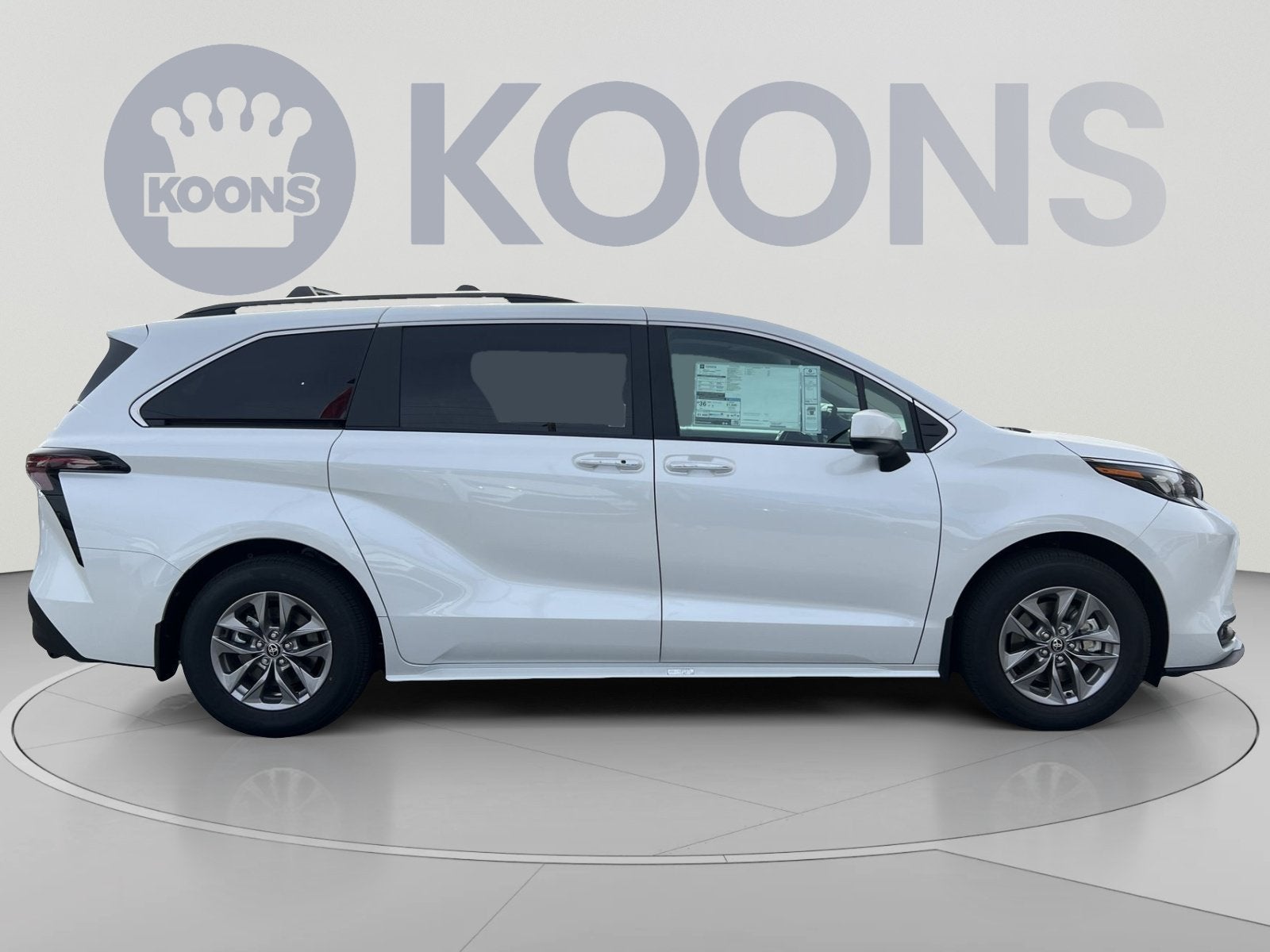 2026 Toyota Sienna XLE