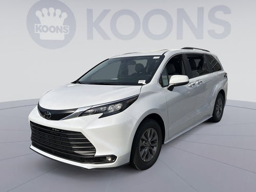 2026 Toyota Sienna XLE