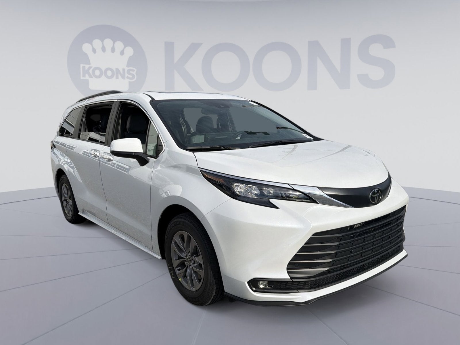 2026 Toyota Sienna XLE