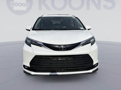 2026 Toyota Sienna XLE