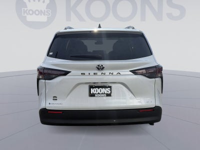 2026 Toyota Sienna XLE