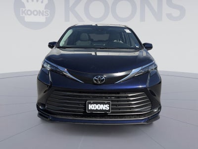 2026 Toyota Sienna XLE