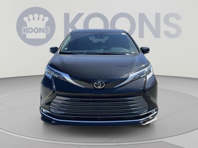 2026 Toyota Sienna Limited