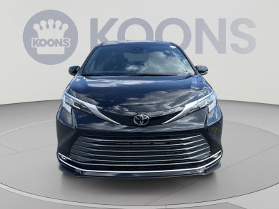 2026 Toyota Sienna Limited
