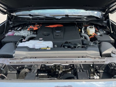 2026 Toyota Tundra Hybrid Platinum