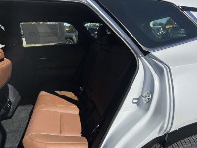 2026 Toyota Crown Signia XLE