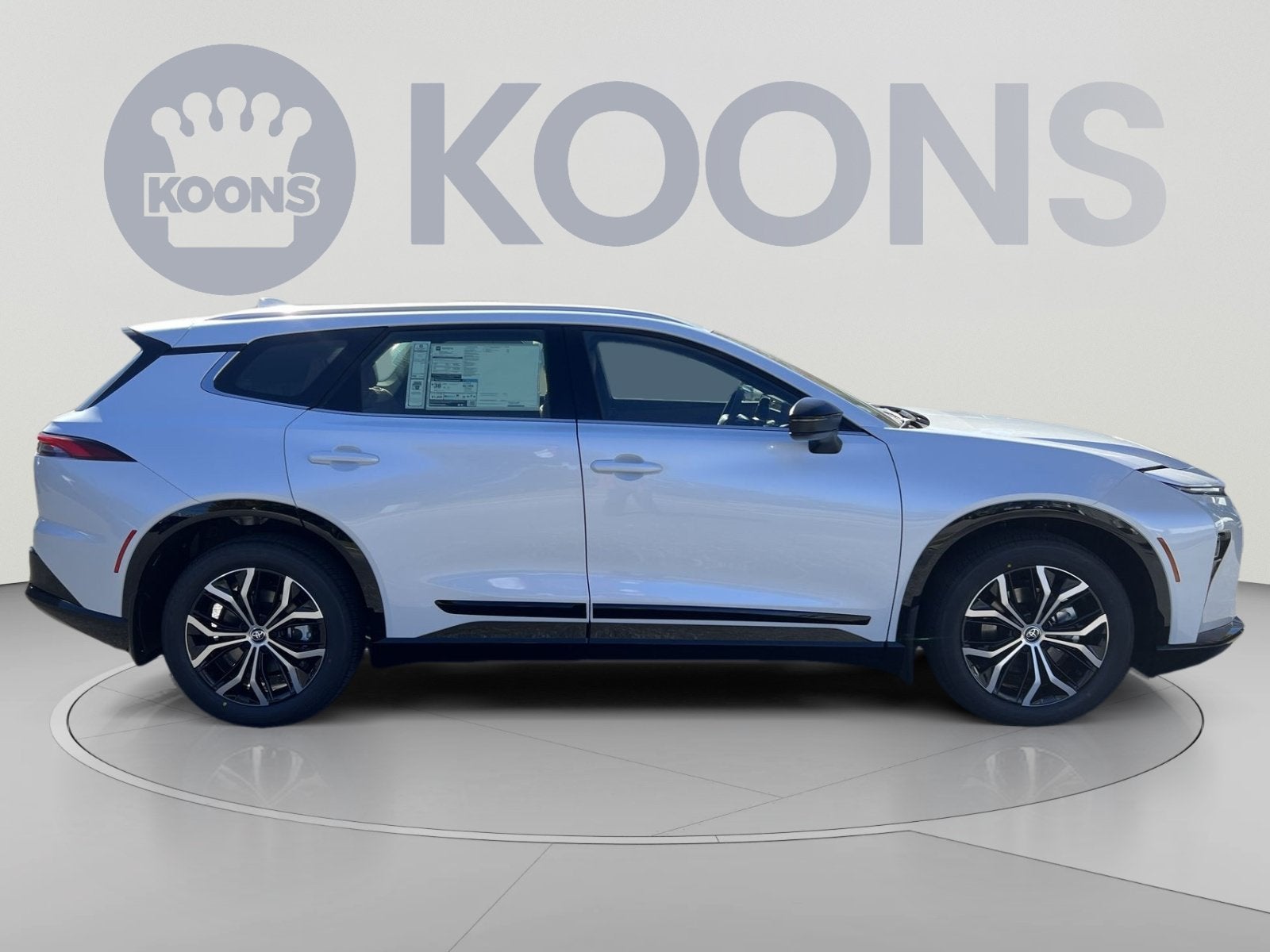 2026 Toyota Crown Signia XLE