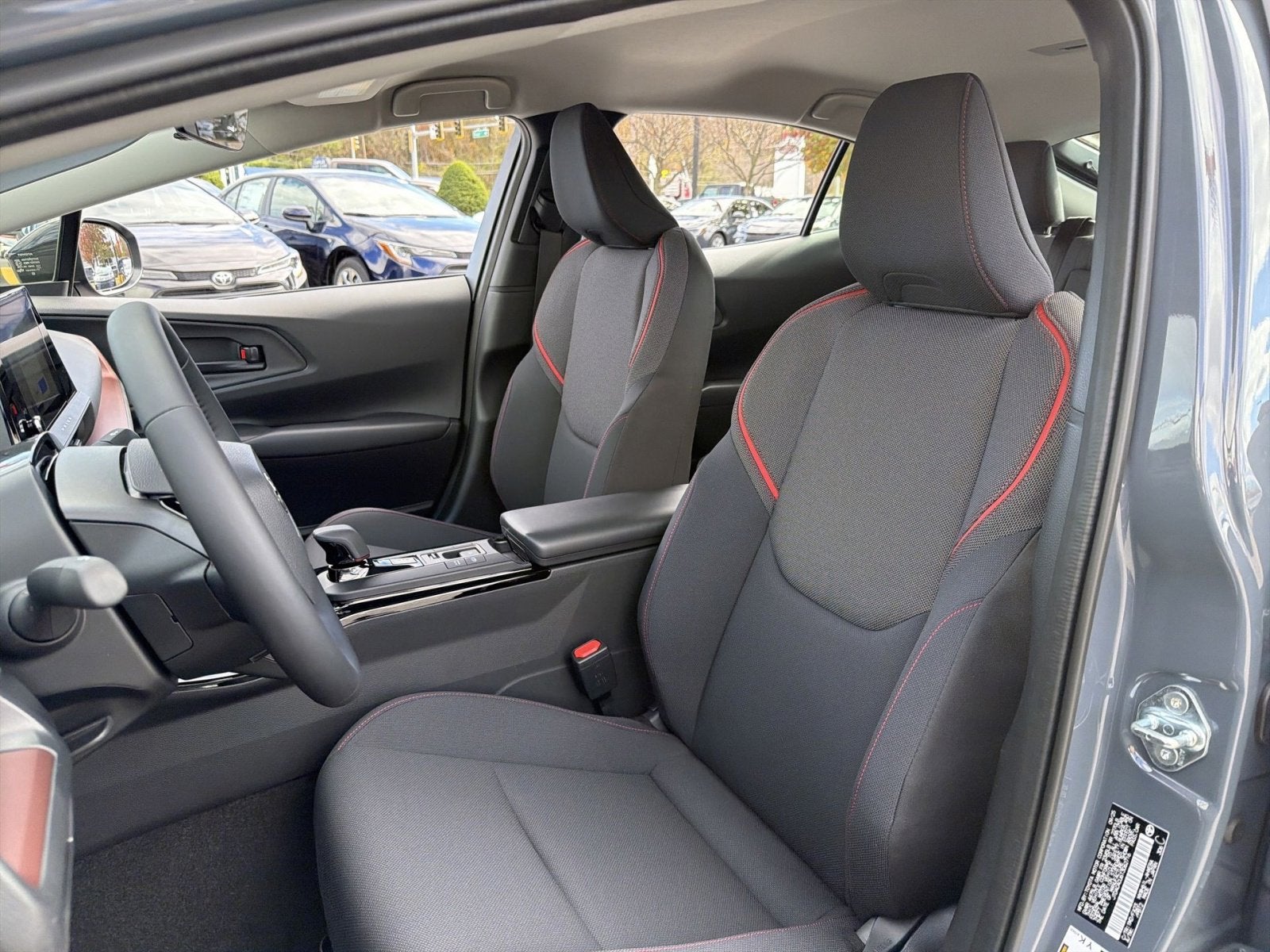 2026 Toyota Prius Plug-In Hybrid SE