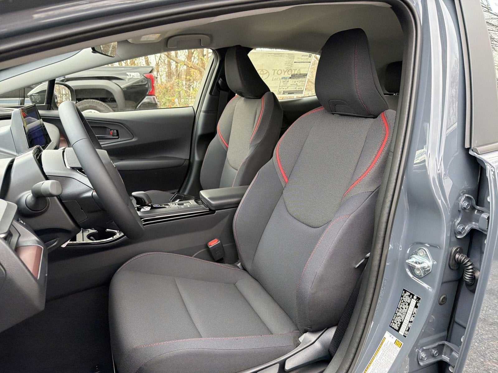 2026 Toyota Prius Plug-In Hybrid SE