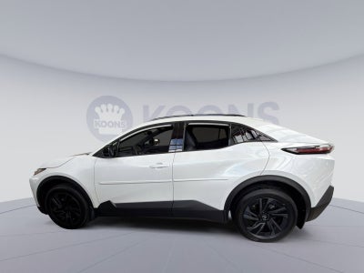 2026 Toyota C-HR Base