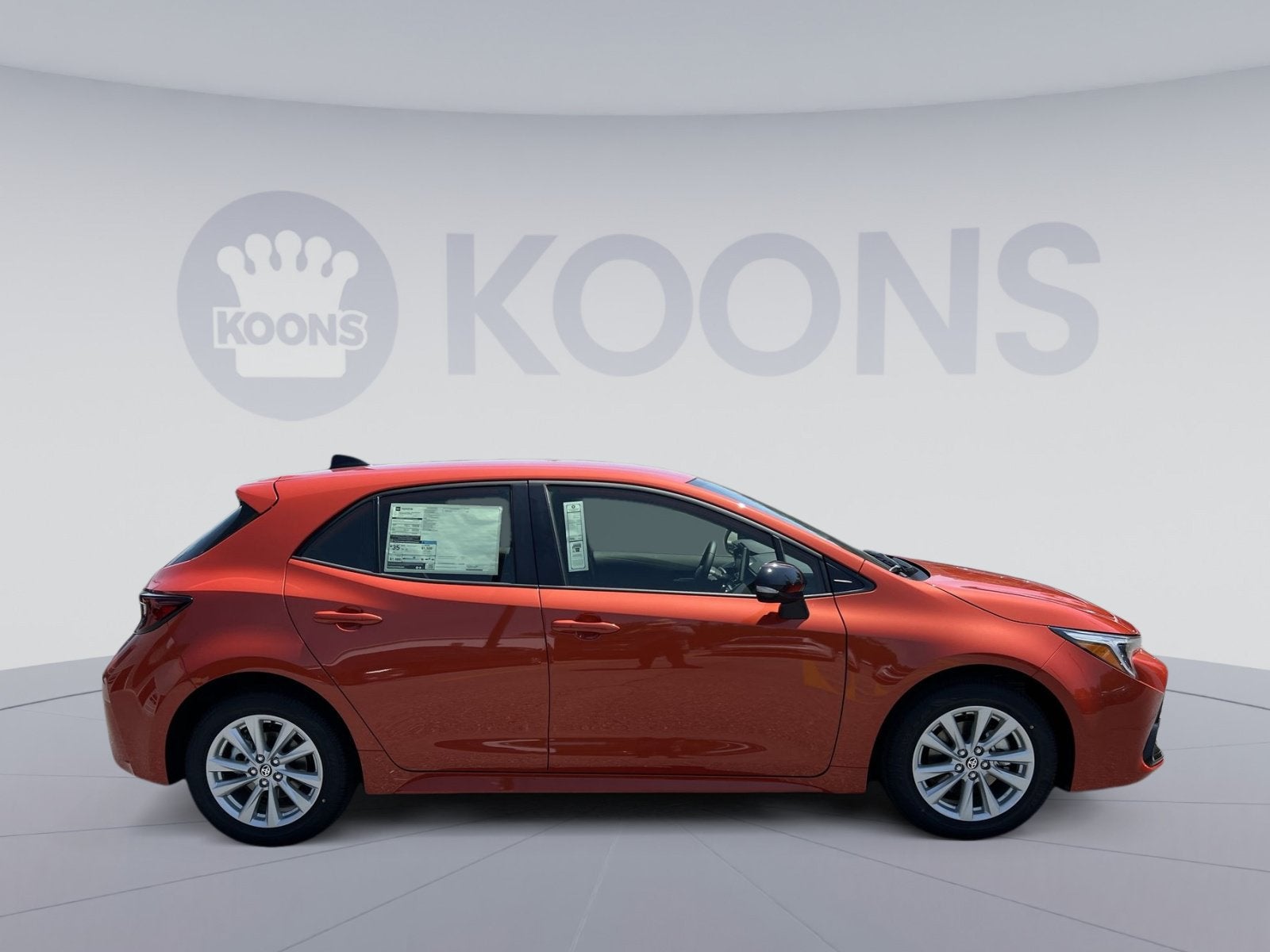 2026 Toyota Corolla Hatchback SE