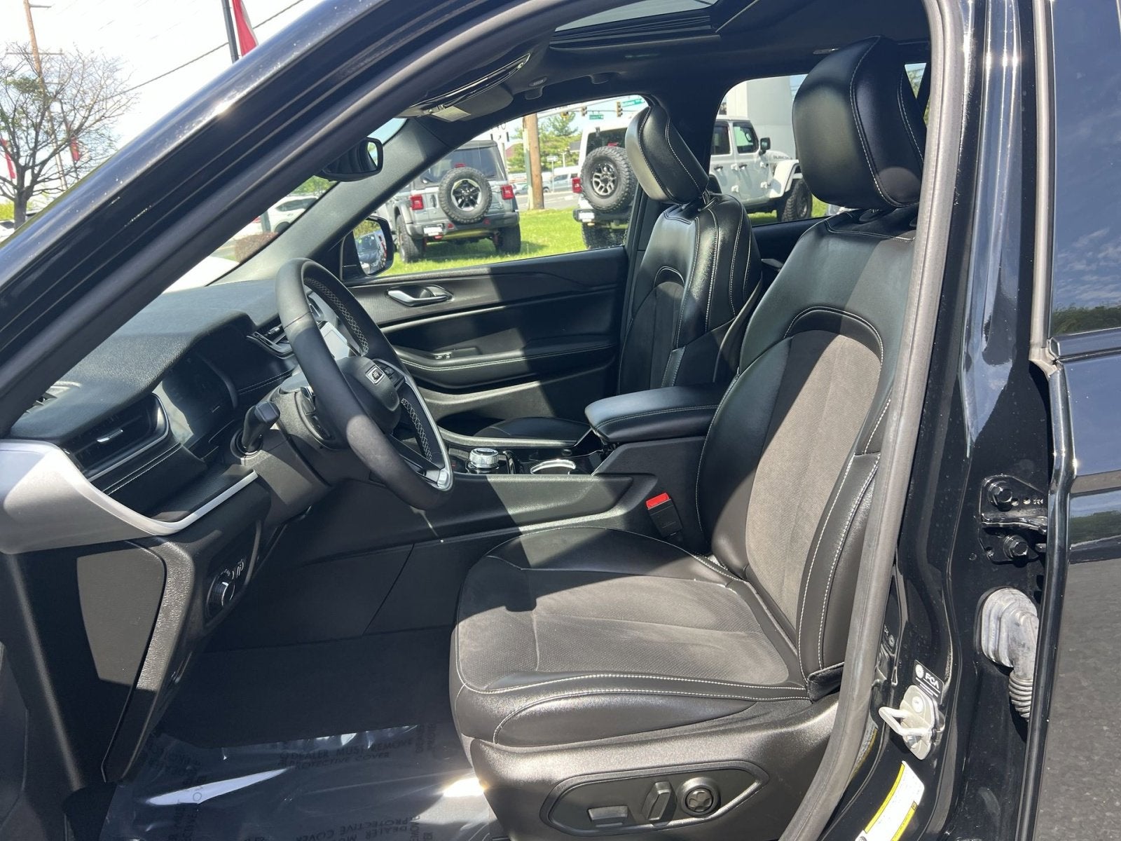 2023 Jeep Grand Cherokee Altitude X