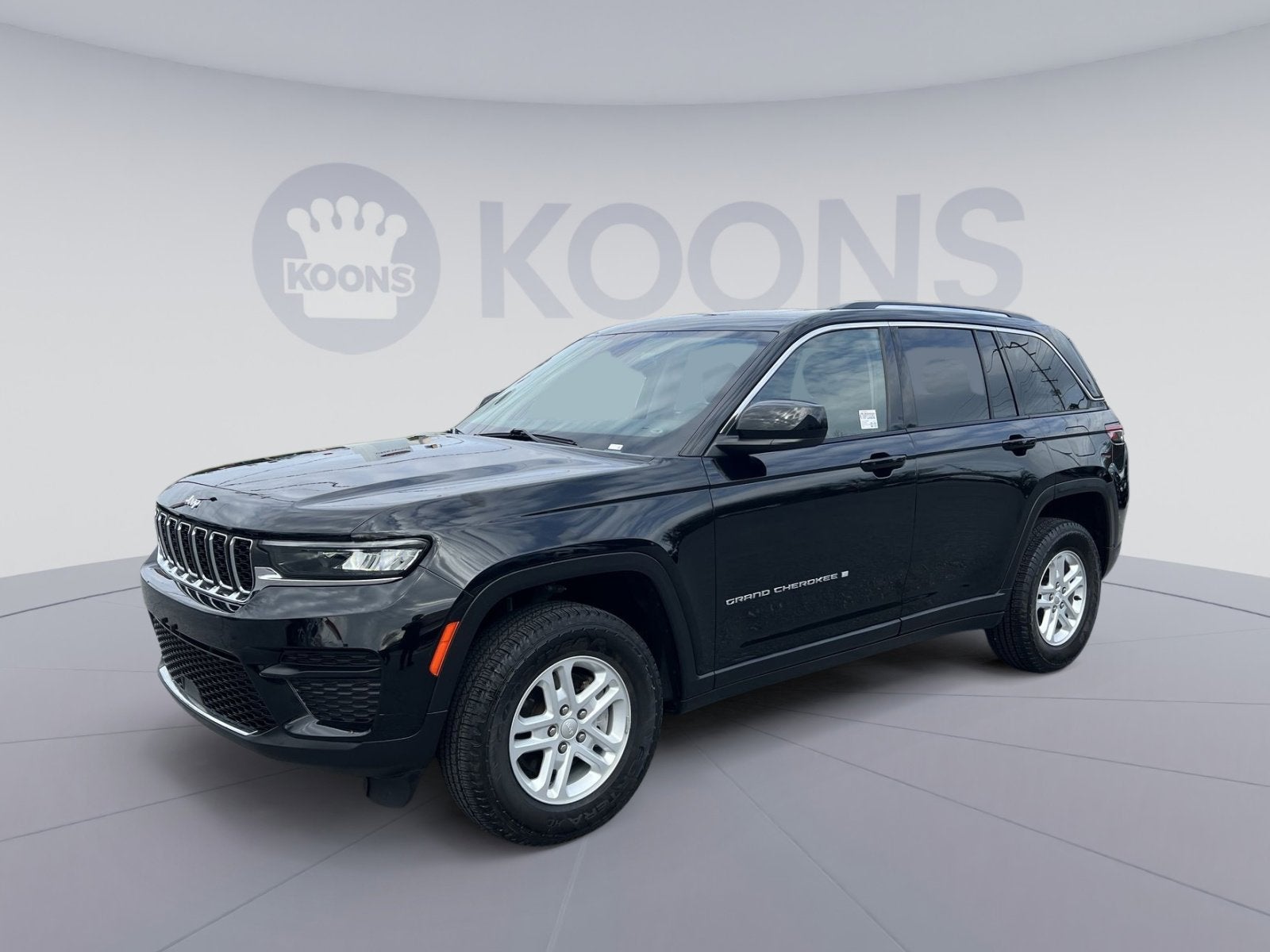 2023 Jeep Grand Cherokee Laredo