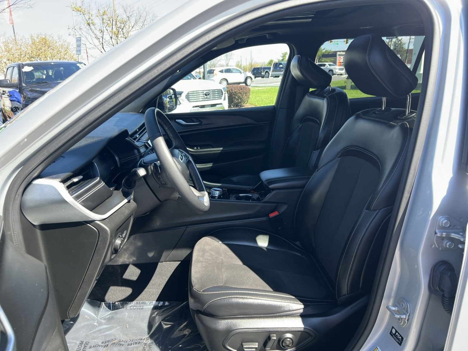 2023 Jeep Grand Cherokee L Altitude