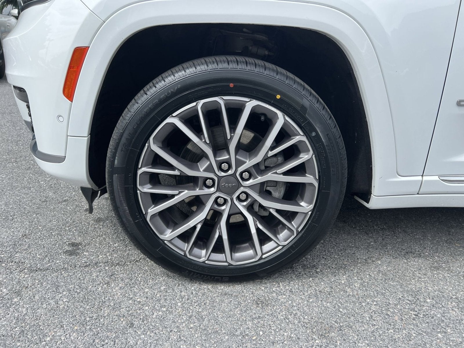 2023 Jeep Grand Cherokee L Summit