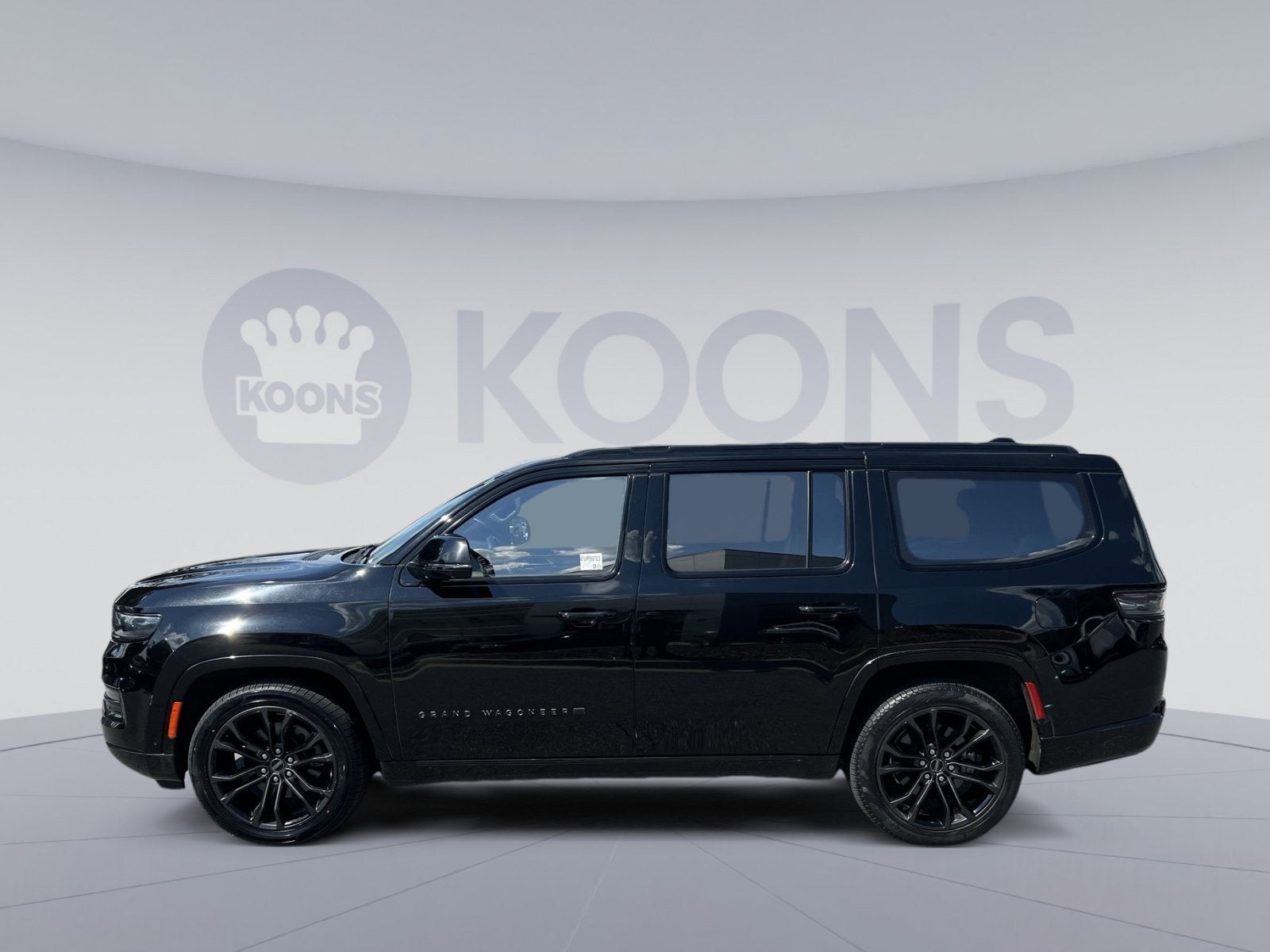 2023 Jeep Grand Wagoneer Series II