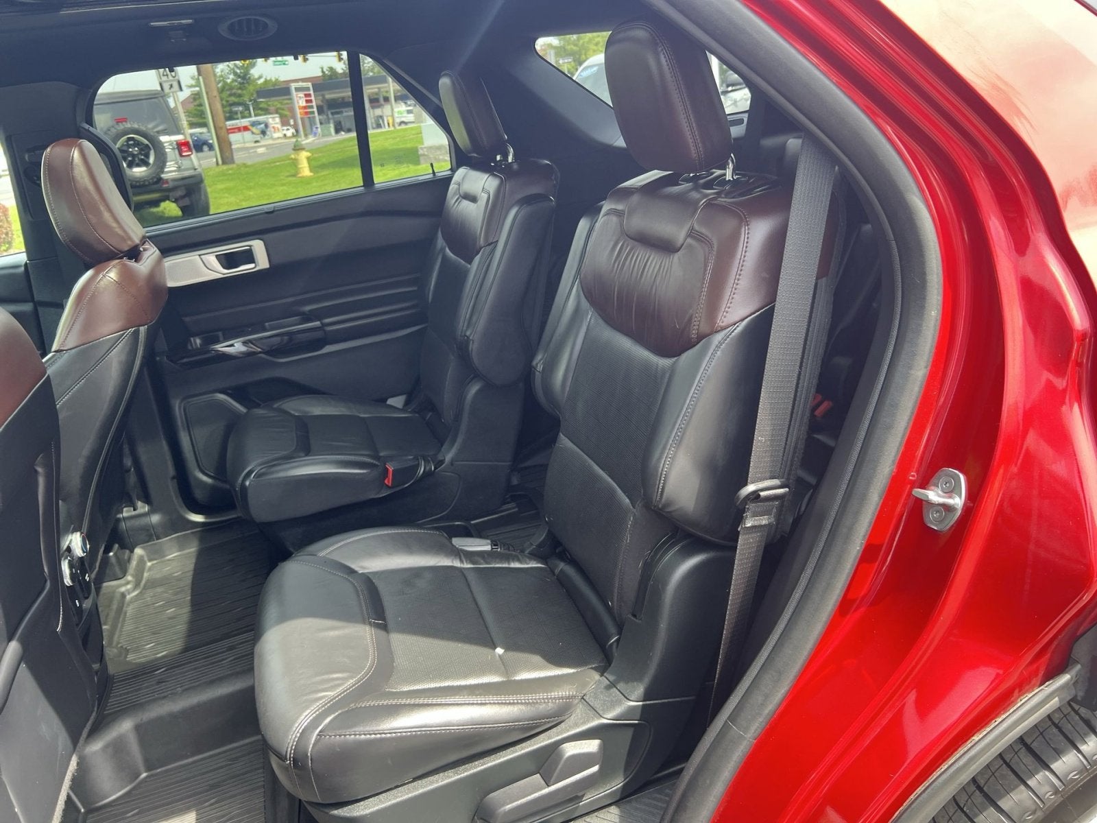 2021 Ford Explorer Platinum
