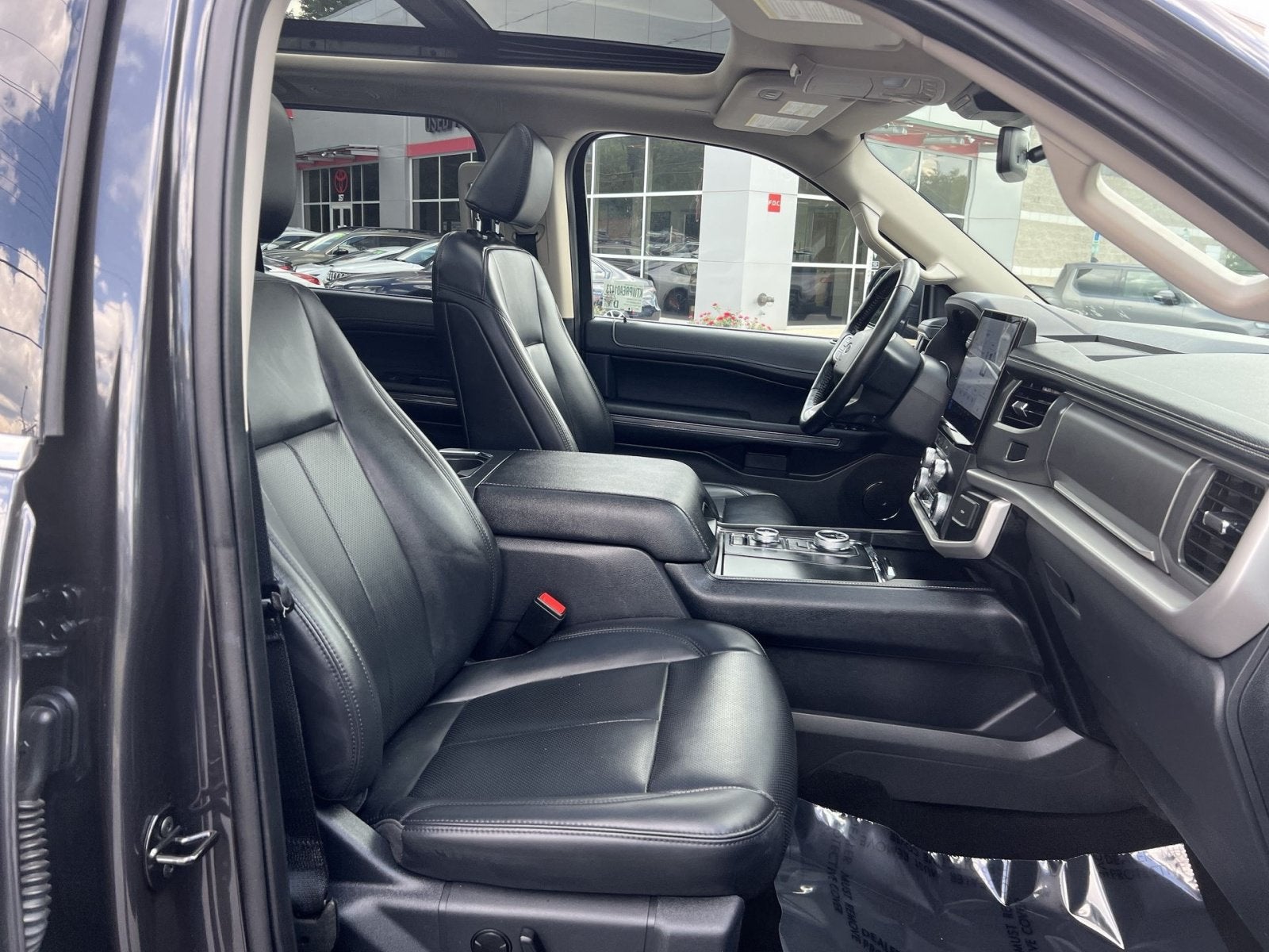 2024 Ford Expedition Max XLT