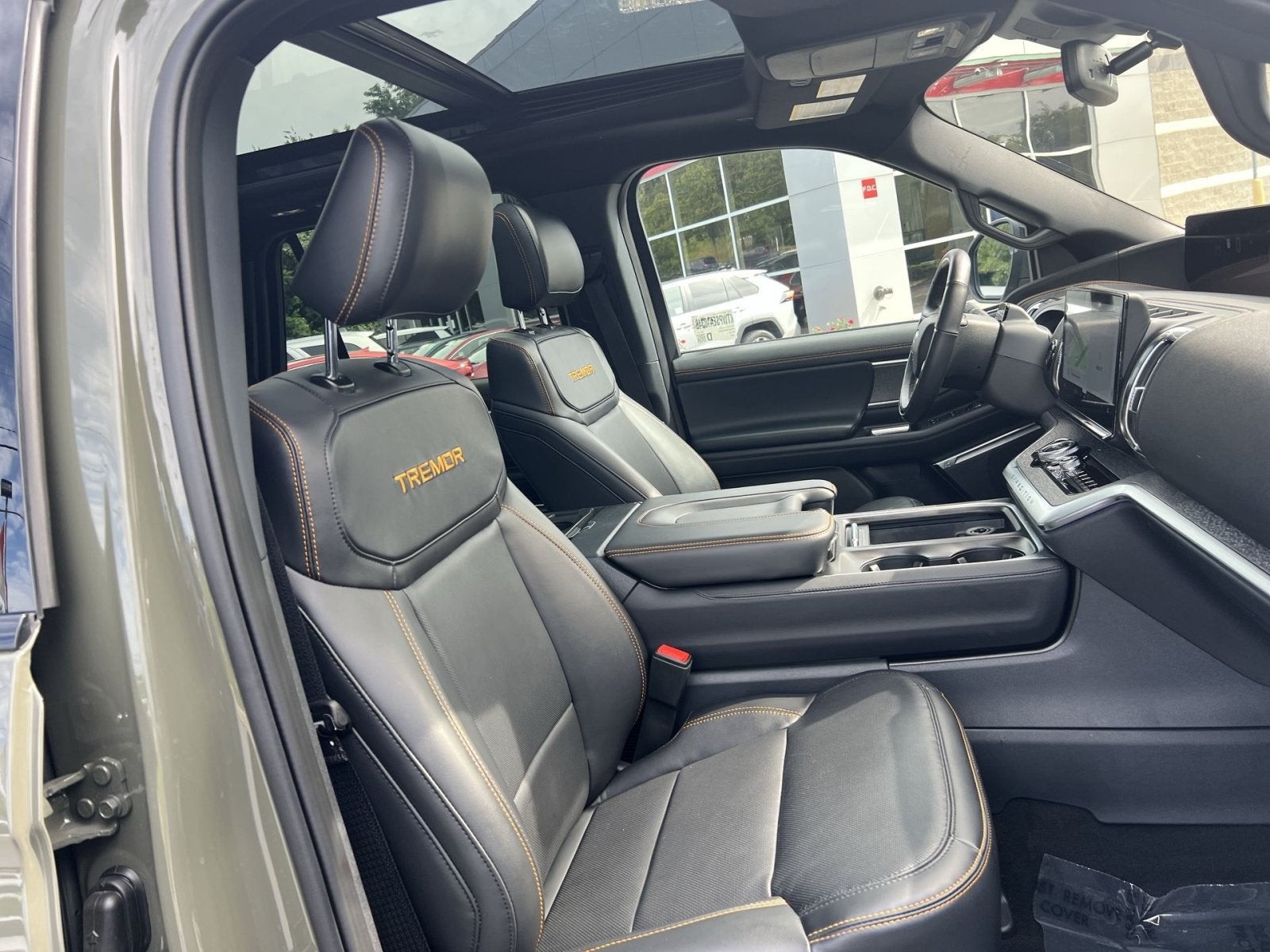 2025 Ford Expedition Tremor