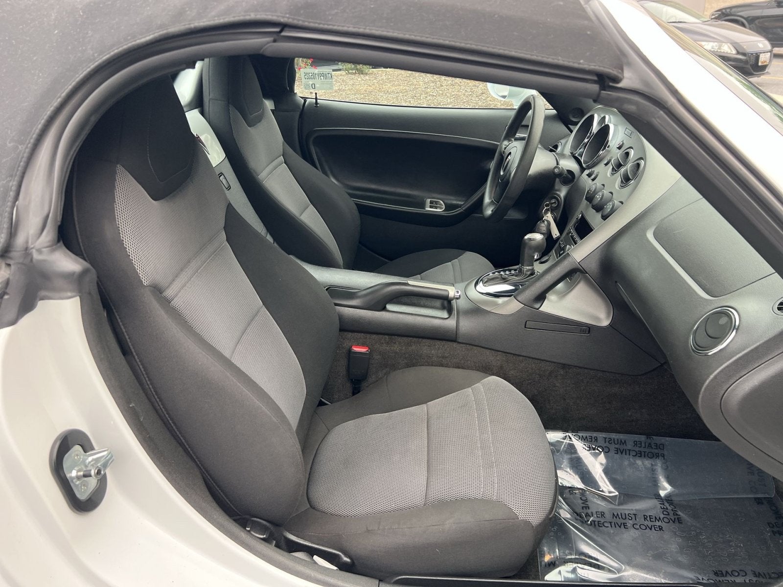 2009 Pontiac Solstice Base