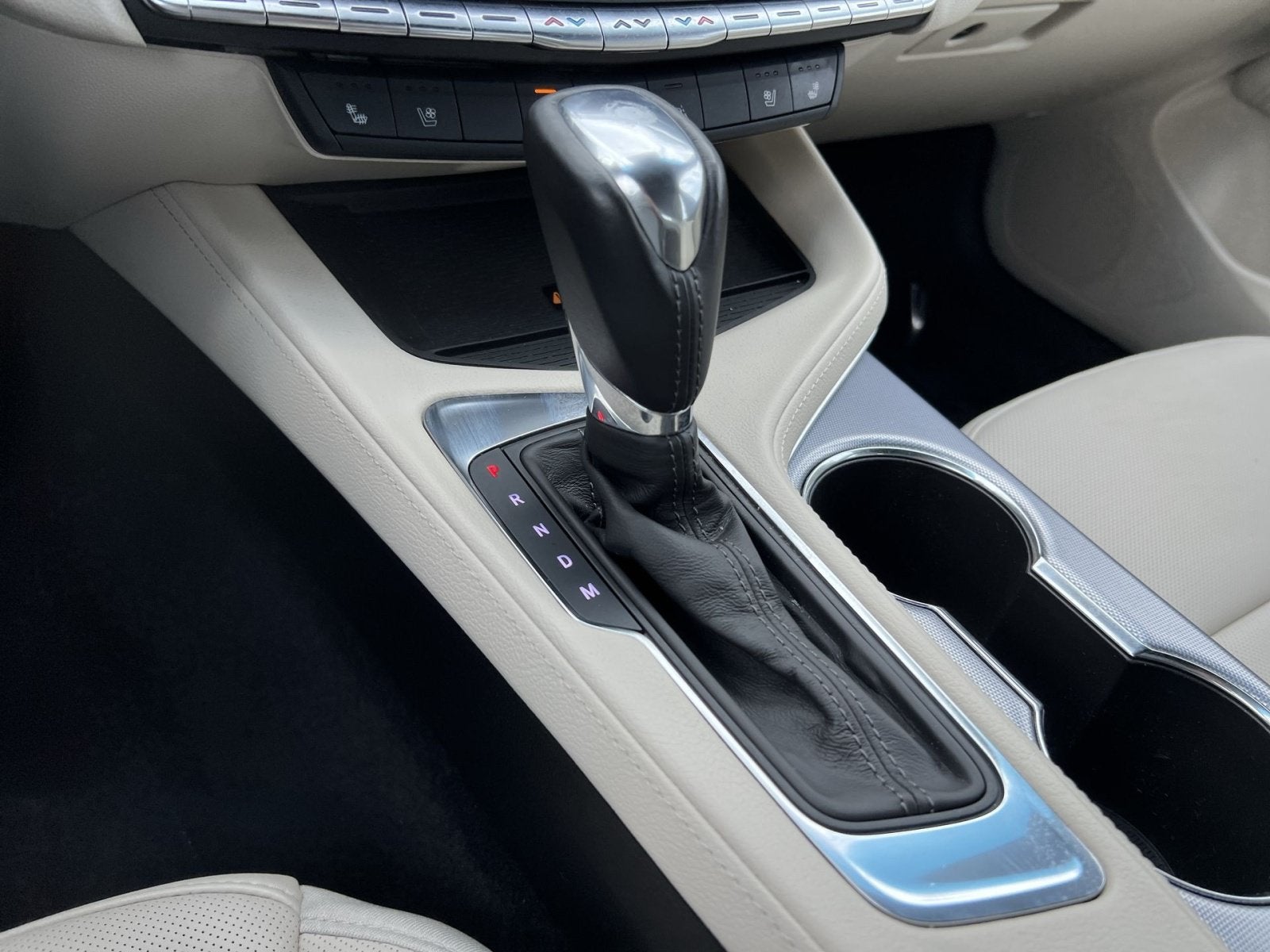 2023 Cadillac CT4 Premium Luxury