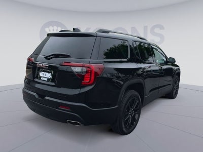 2023 GMC Acadia SLE