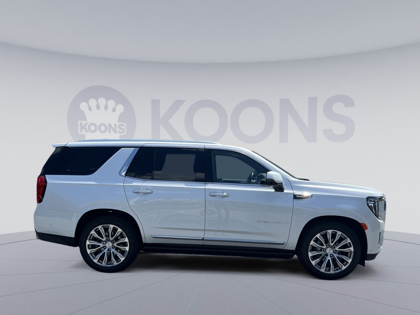 2023 GMC Yukon Denali