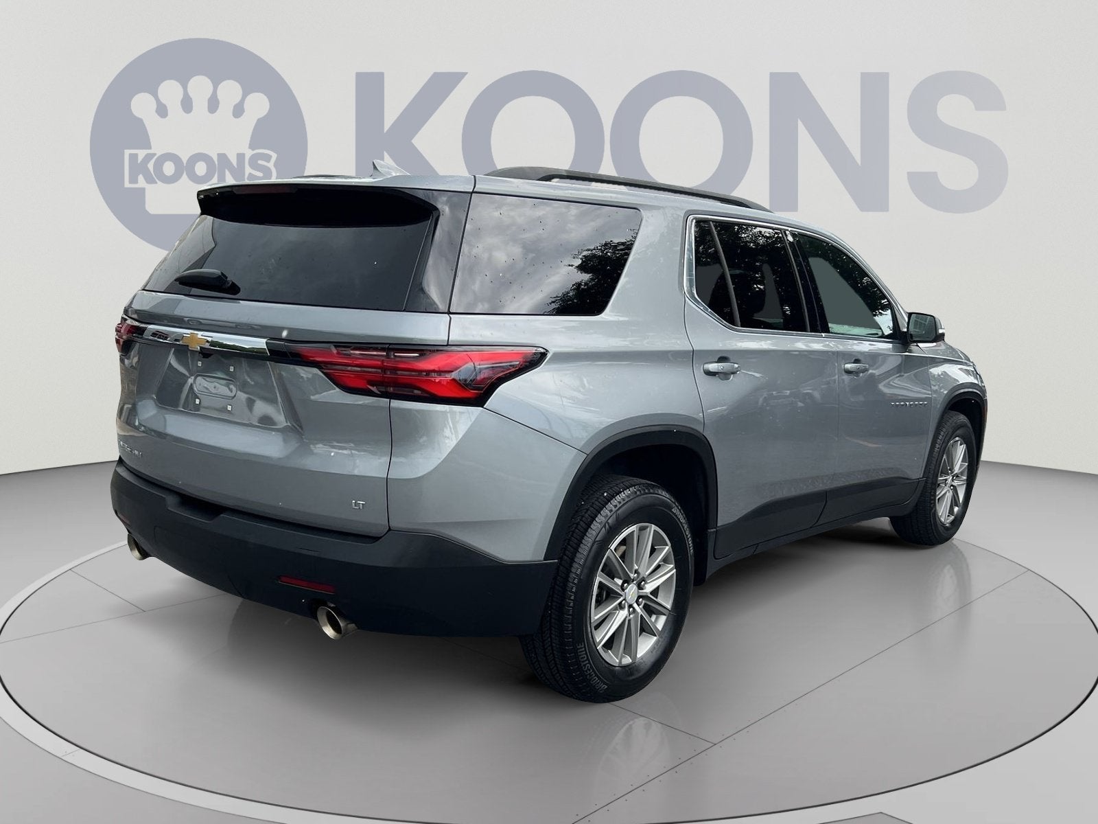 2023 Chevrolet Traverse LT