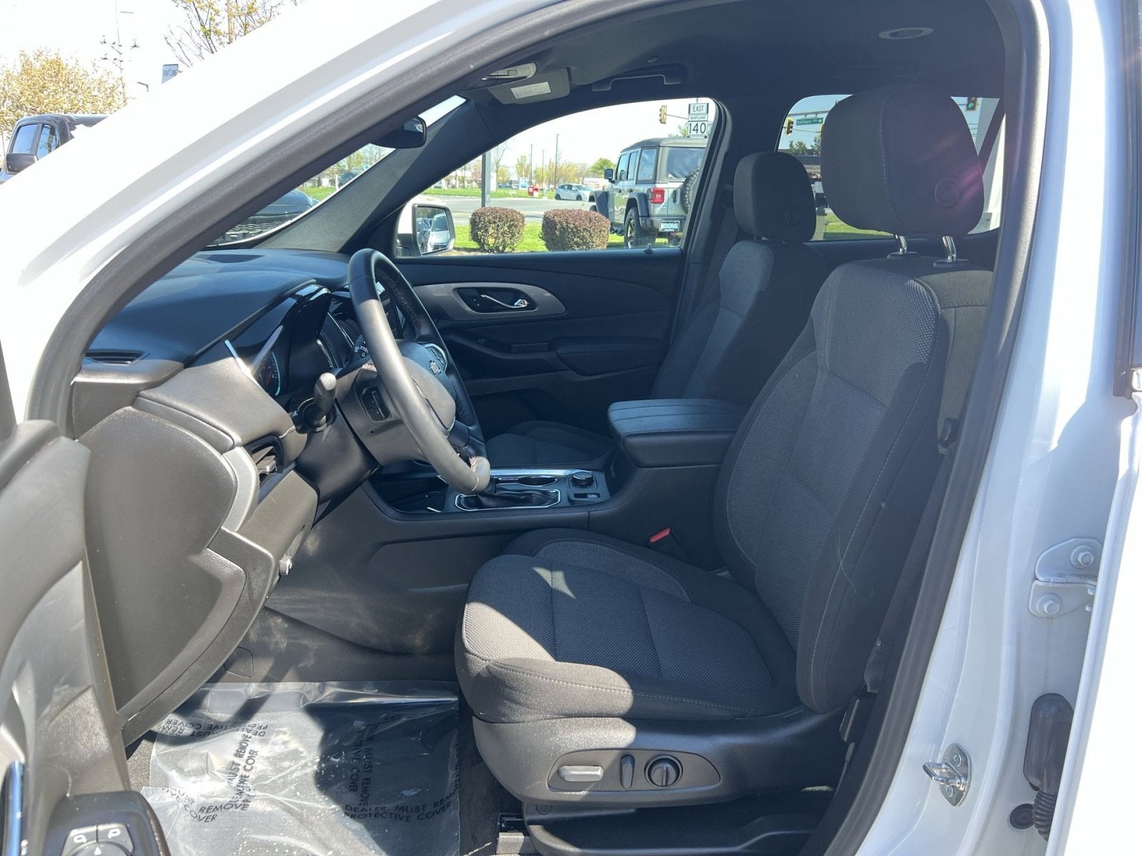 2023 Chevrolet Traverse LT