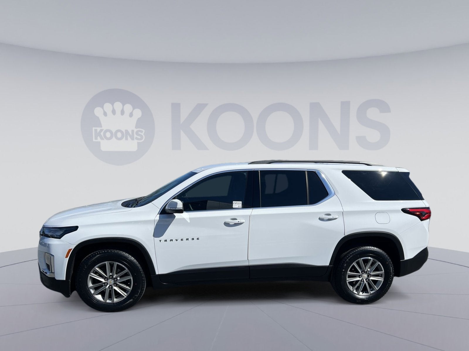 2023 Chevrolet Traverse LT