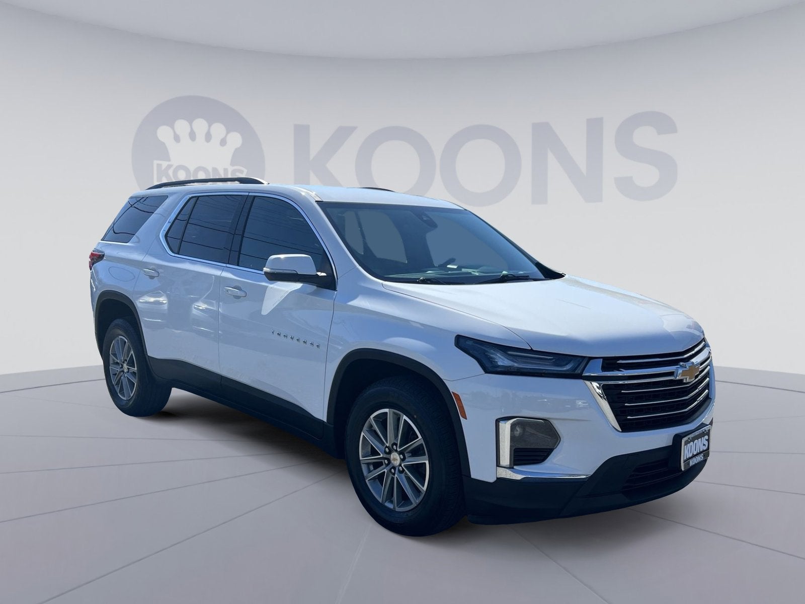 2023 Chevrolet Traverse LT