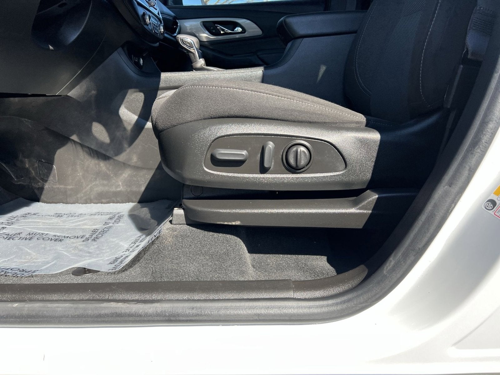 2023 Chevrolet Traverse LT