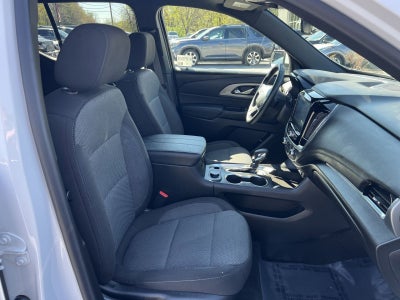 2023 Chevrolet Traverse LT