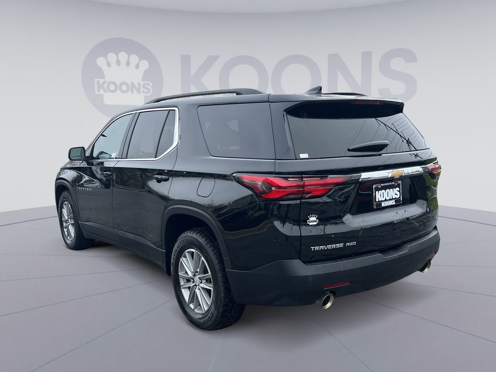 2023 Chevrolet Traverse LT Leather