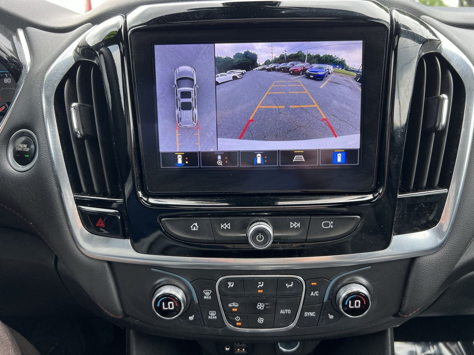 2023 Chevrolet Traverse RS