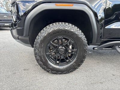 2023 GMC Canyon AT4X