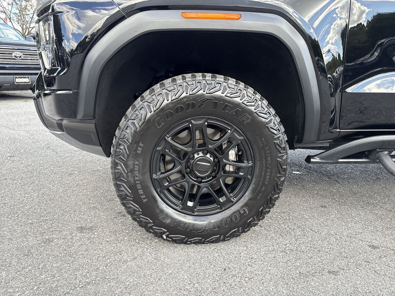 2023 GMC Canyon AT4X