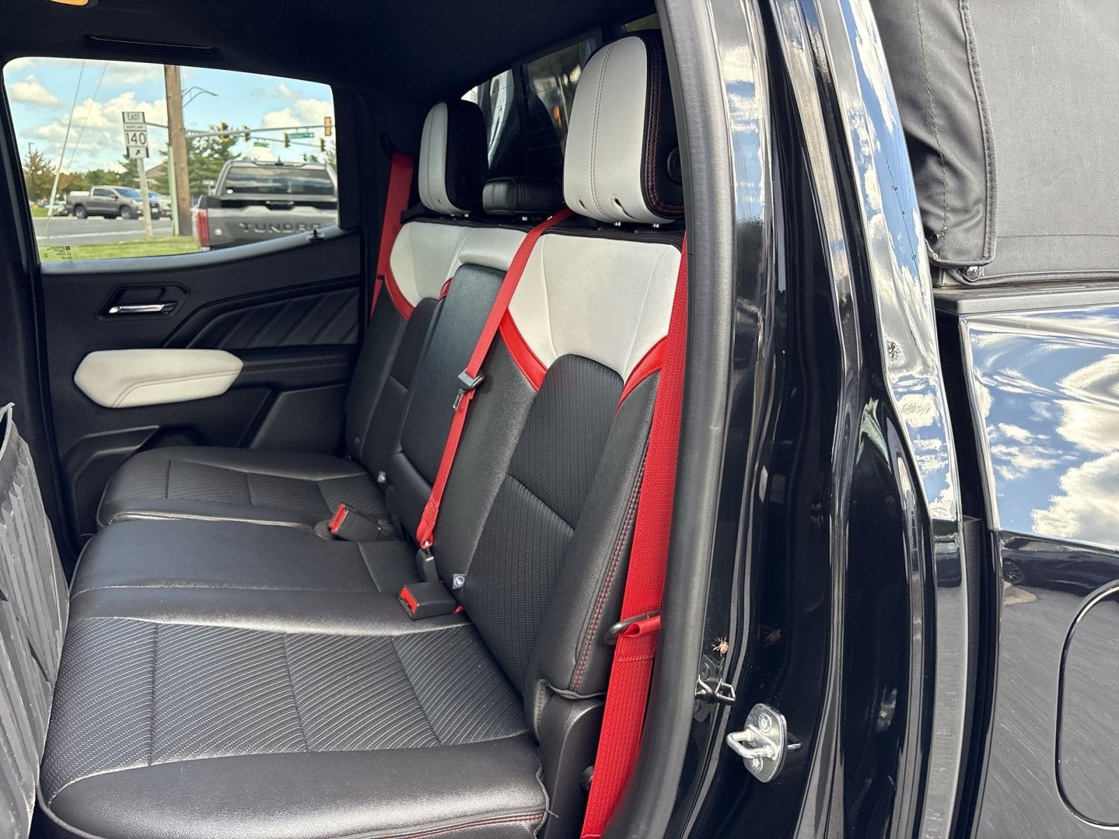 2023 GMC Canyon AT4X