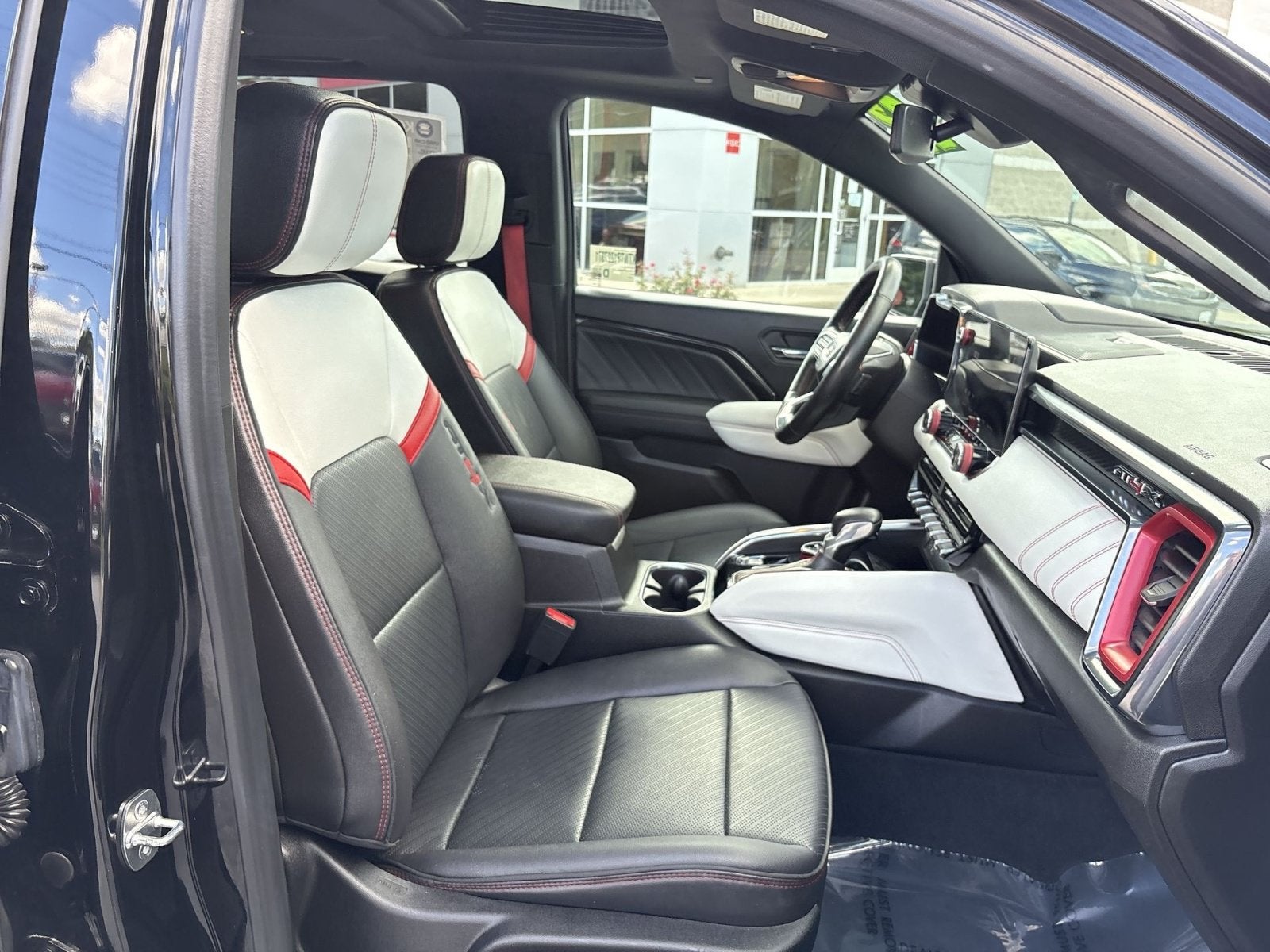 2023 GMC Canyon AT4X