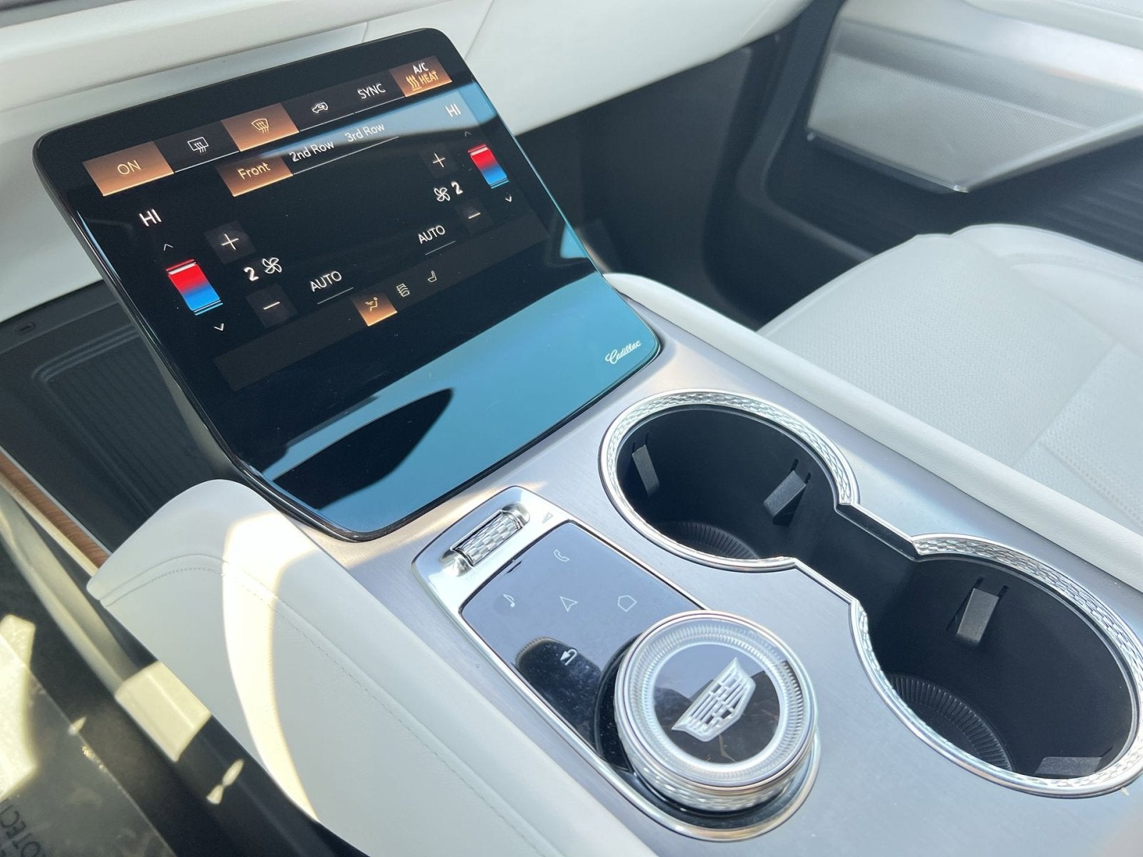 2026 Cadillac VISTIQ Sport